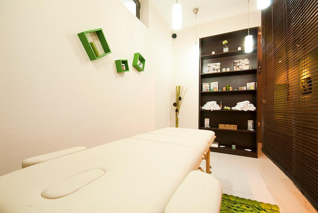 Domador Rooms & Apartments Bečići エクステリア 写真