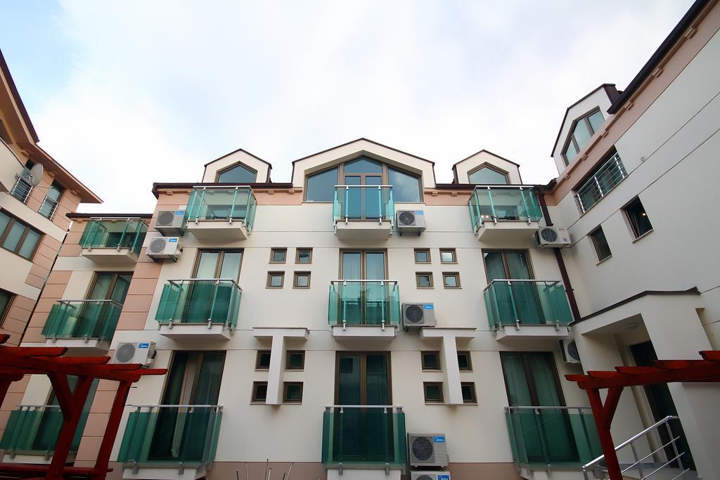 Domador Rooms & Apartments Bečići エクステリア 写真
