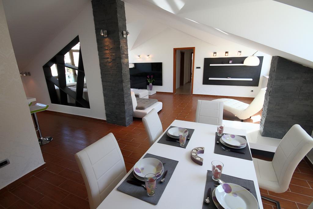 Domador Rooms & Apartments Bečići エクステリア 写真