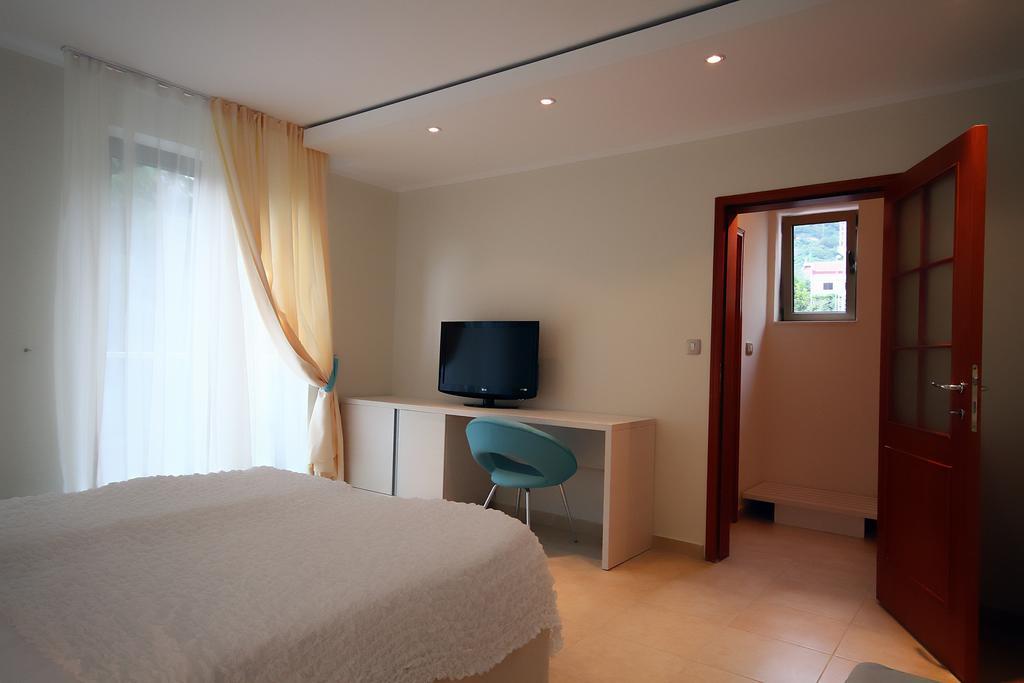 Domador Rooms & Apartments Bečići エクステリア 写真