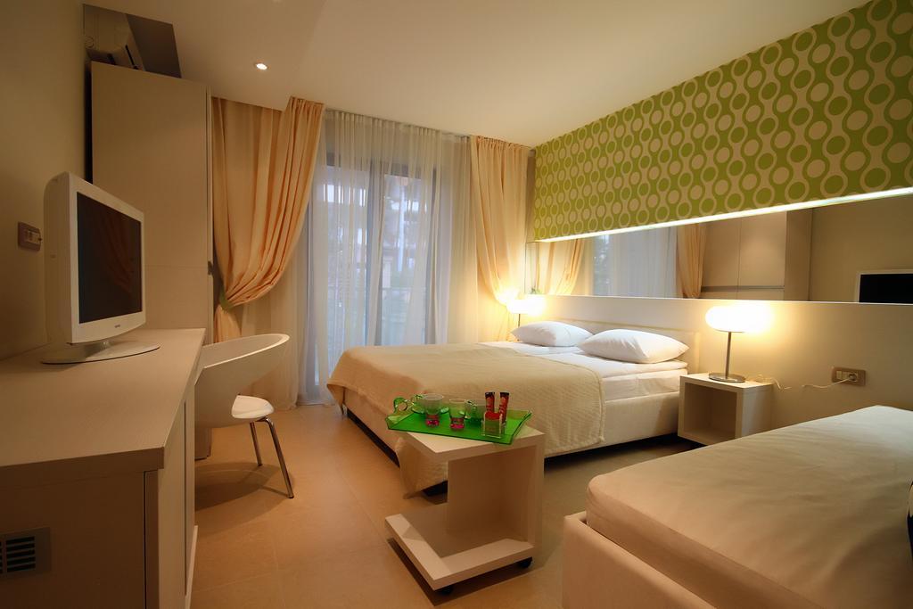 Domador Rooms & Apartments Bečići エクステリア 写真