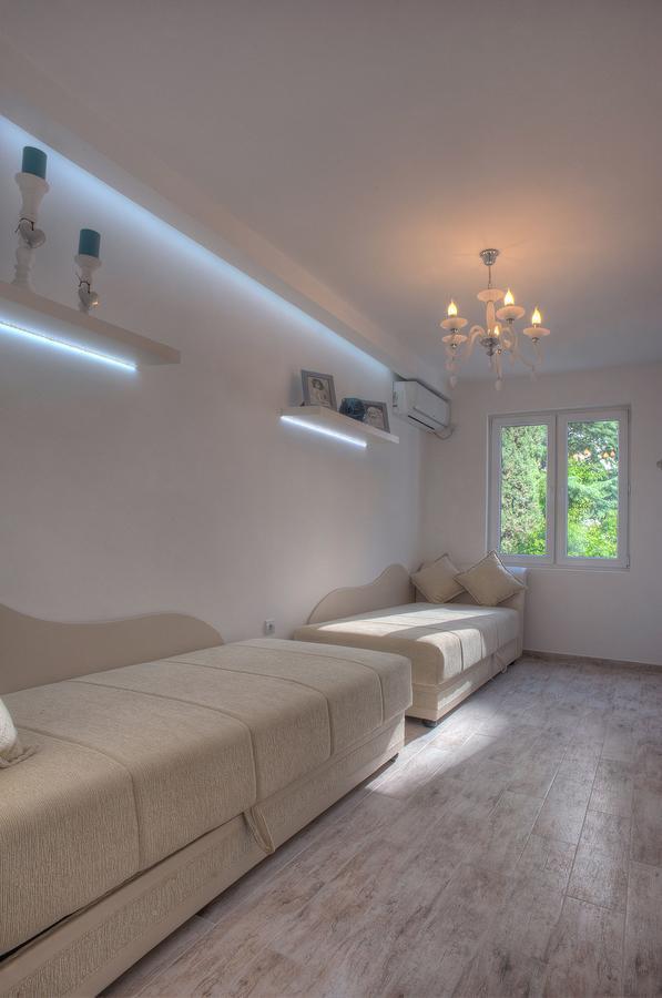 Domador Rooms & Apartments Bečići エクステリア 写真